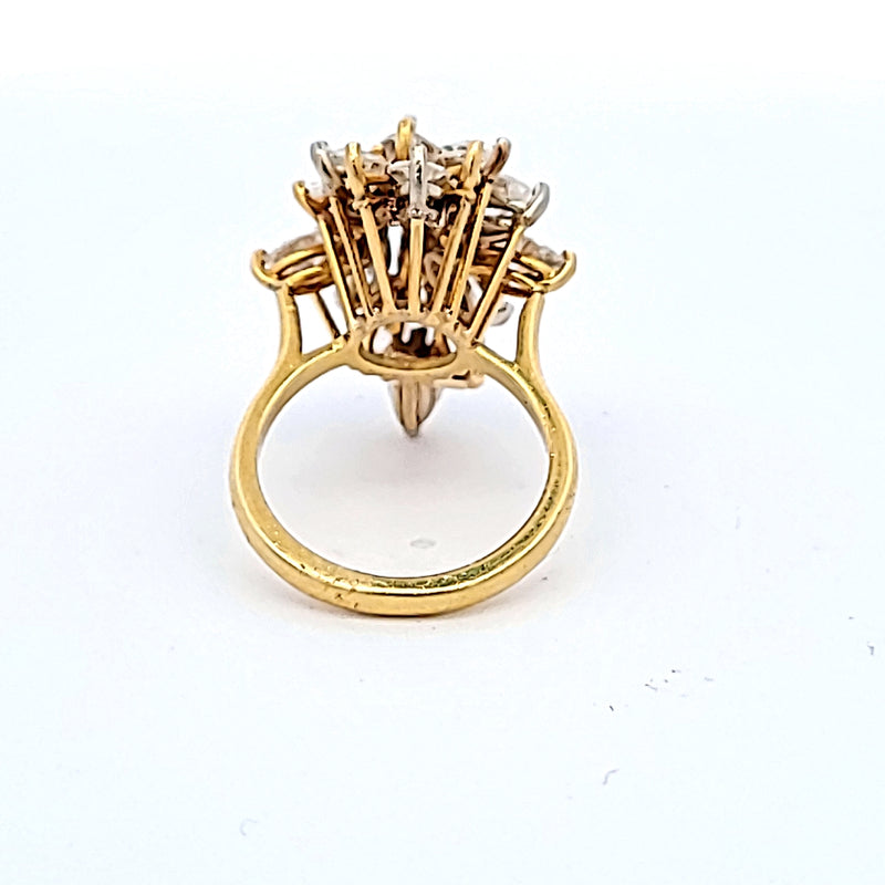 5.50 Carat Marquis Shape H SI1-SI2 Diamond 18 Karat Yellow Gold Cluster Ring