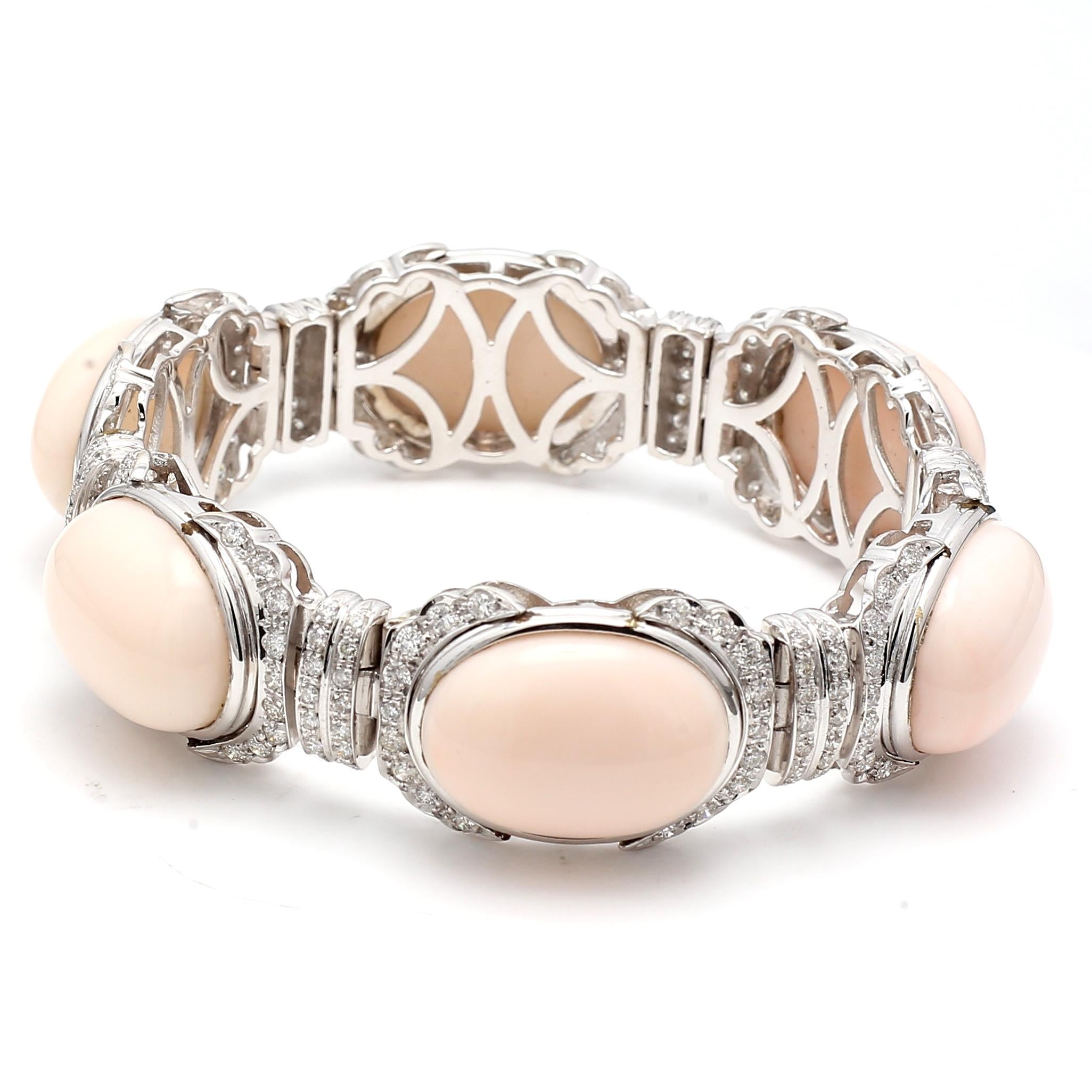 4.00ct F–VS2 Diamond & Coral 18K White Gold Gemstone Bracelet