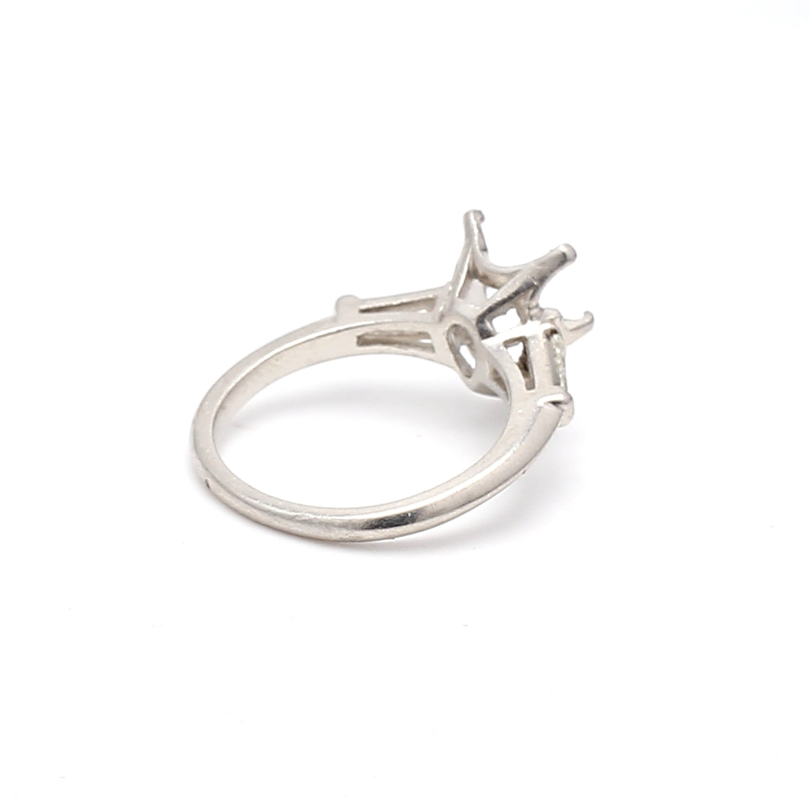 0.21 Carat Baguette Shape H VS1 Diamond Platinum Semi Mount Ring