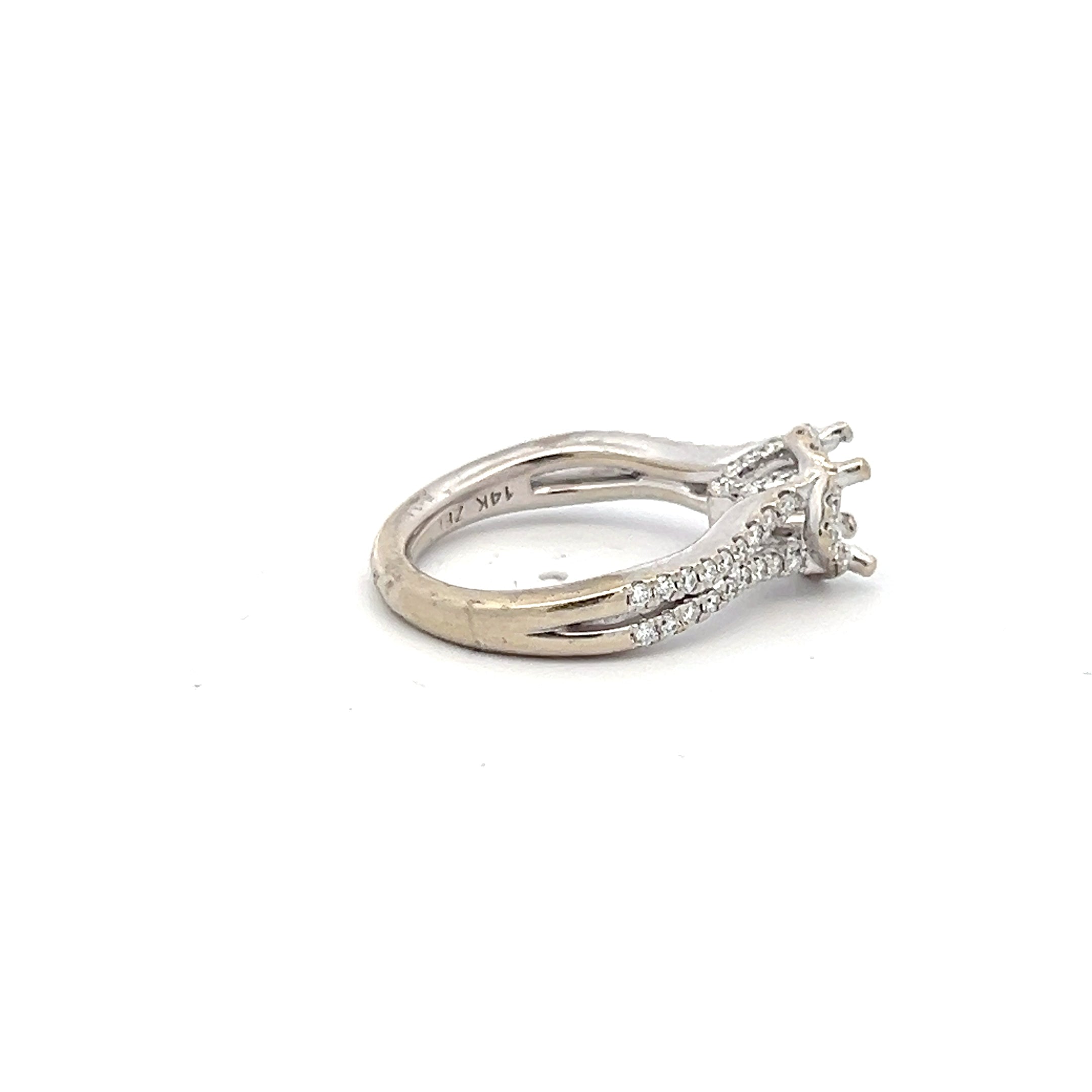 0.27 Carat Round Brilliant Diamond 14 Karat White Gold Semi Mount Ring