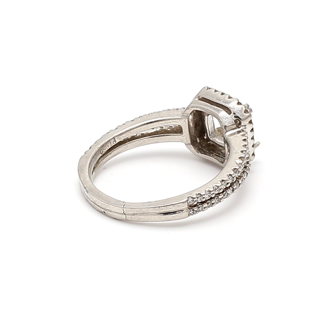 0.30 Carat Round Brilliant I SI1 Diamond Platinum Semi Mount Ring