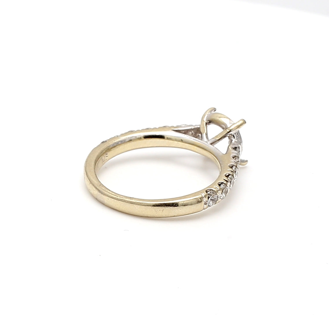 0.68 Carat Round Brilliant G VS1 Diamond 14 Karat White Gold Semi Mount Ring