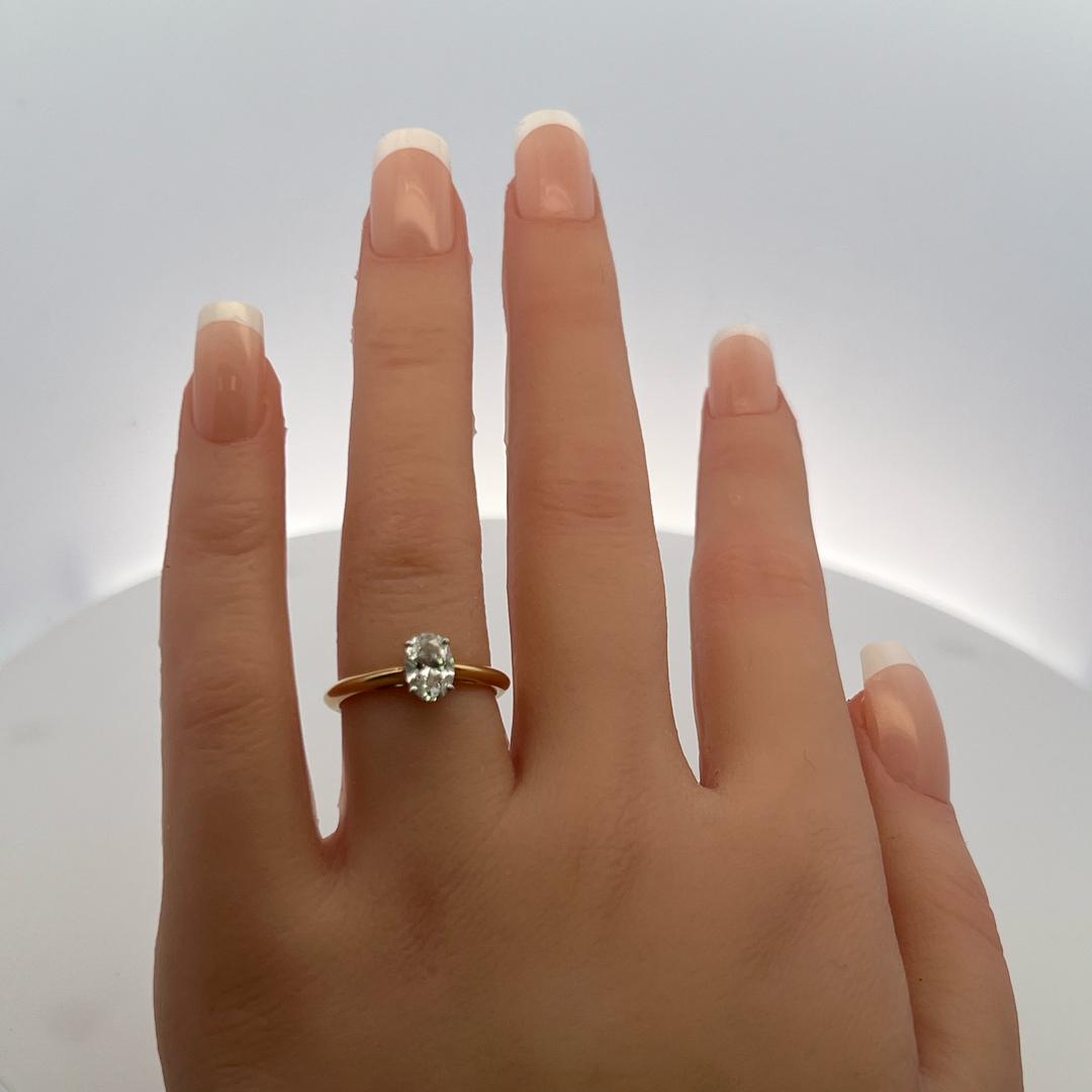 Tiffany & Co 0.72 Carat Oval Shape Diamond 18K Yellow Gold Engagement Ring
