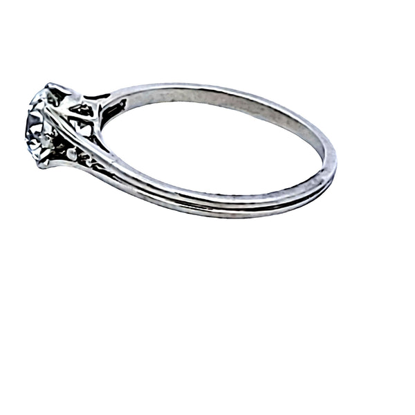 Tiffany & Co 0.96 Carat Round Brilliant H VVS2 Diamond Platinum Engagement Ring