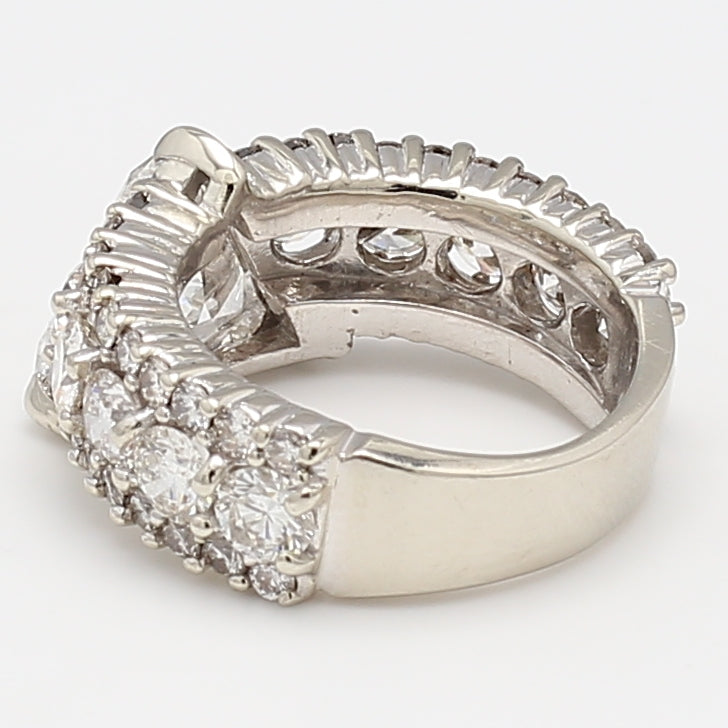 6.01 Carat Triangular and Round Brilliant Diamond 14 Karat White Gold Vintage Ring