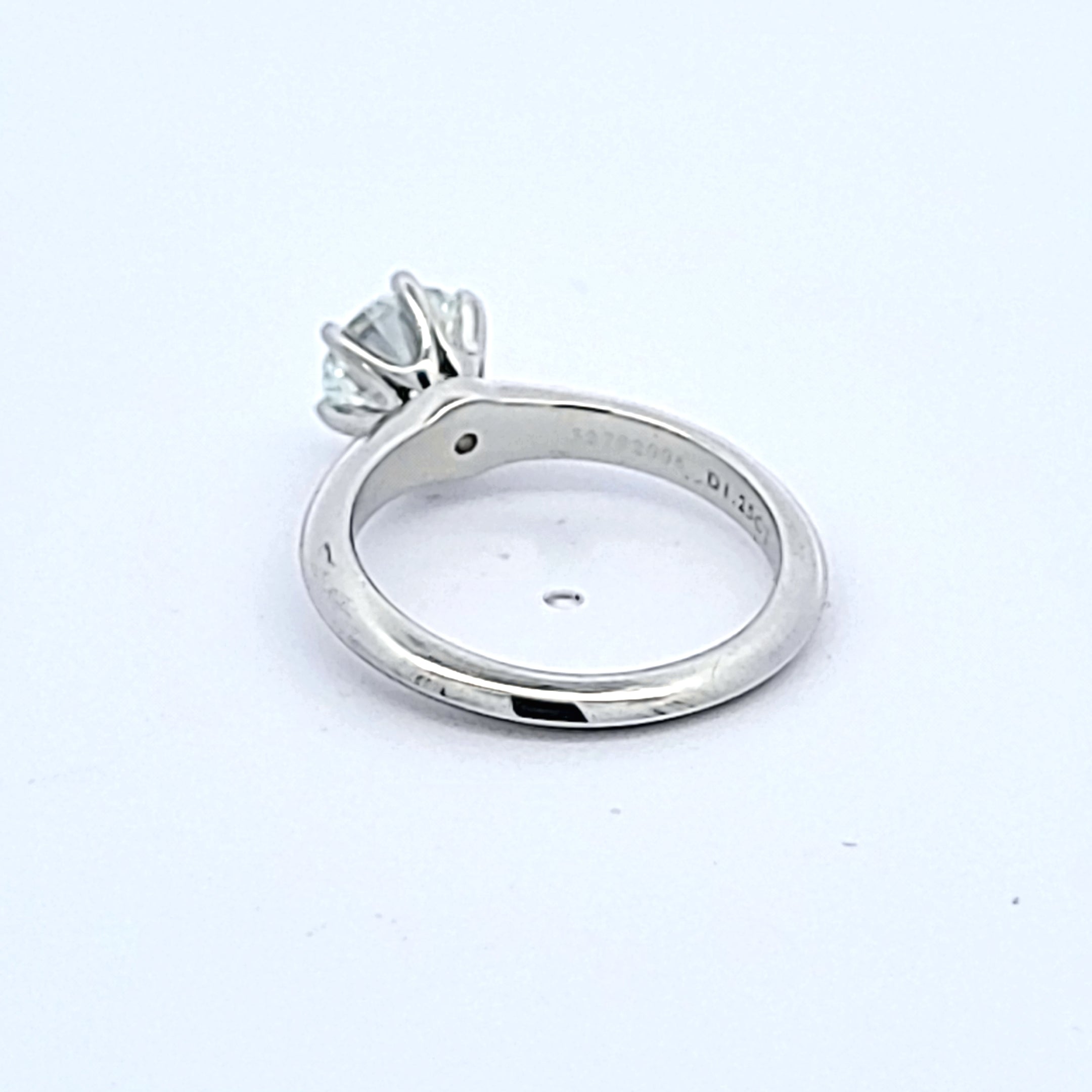 Tiffany & Co 1.25 Carat Round Brilliant G VS1 Diamond Platinum Engagement Ring