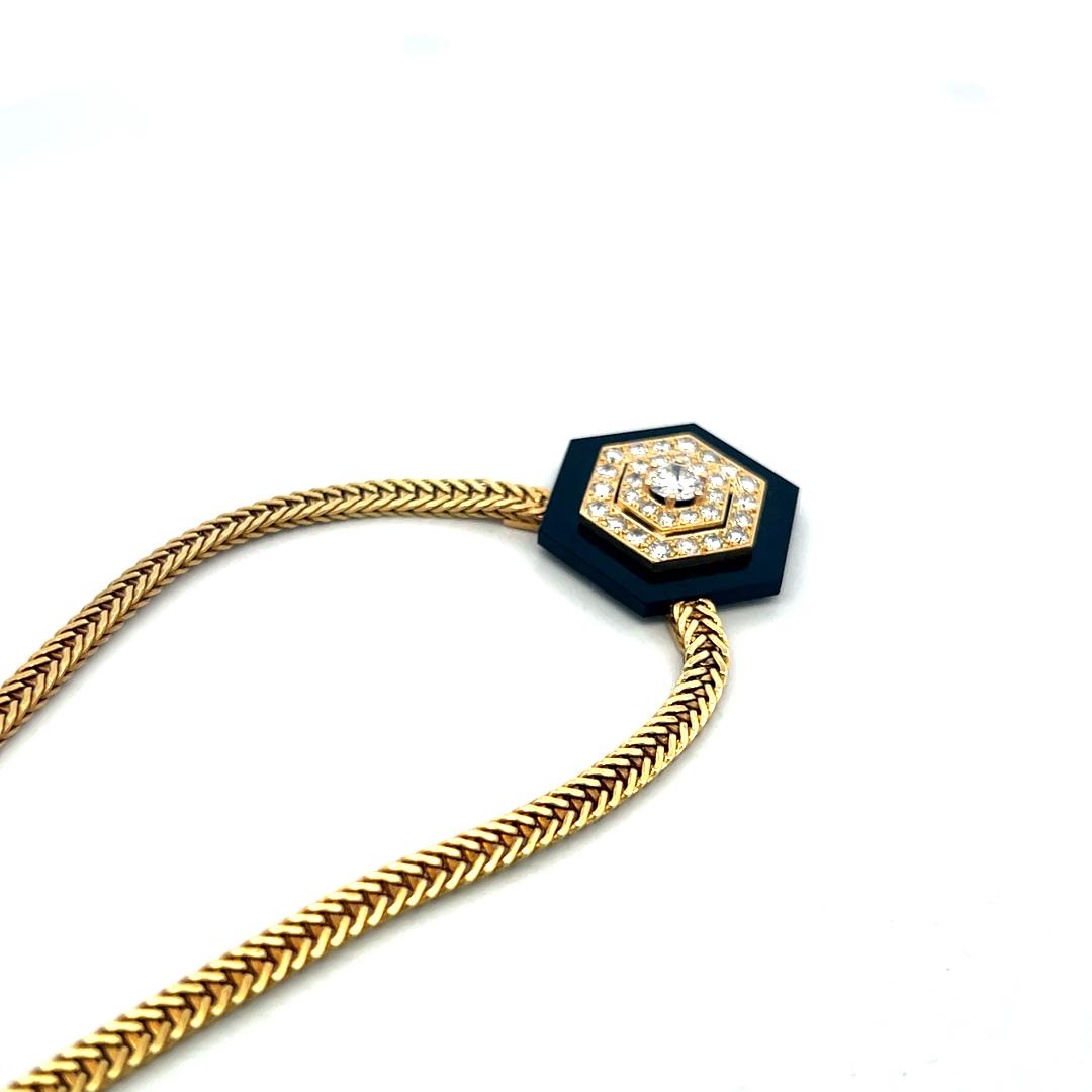 18K Yellow Gold Pendant Necklace with 0.75ct Round Diamonds & 1ct Onyx