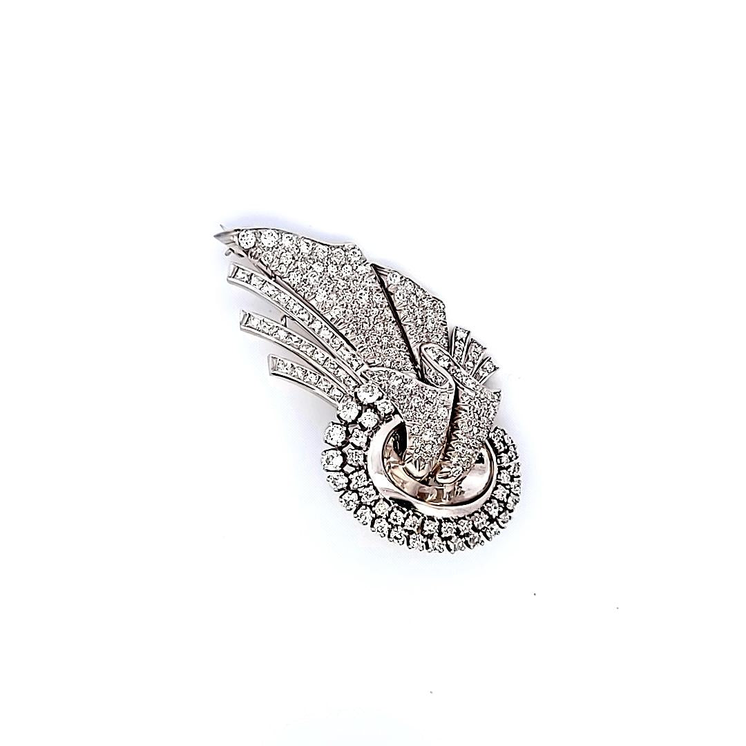 Vintage Platinum Pin Brooch with 6 Carat G VS1 Diamonds 70 mm X 40 mm 30.1 Grams