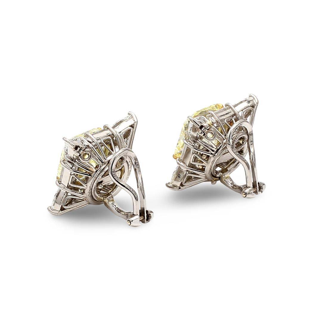 Oscar Heyman Platinum Clip On Earrings with 13.72 Carat Radiant Cut Diamonds GIA