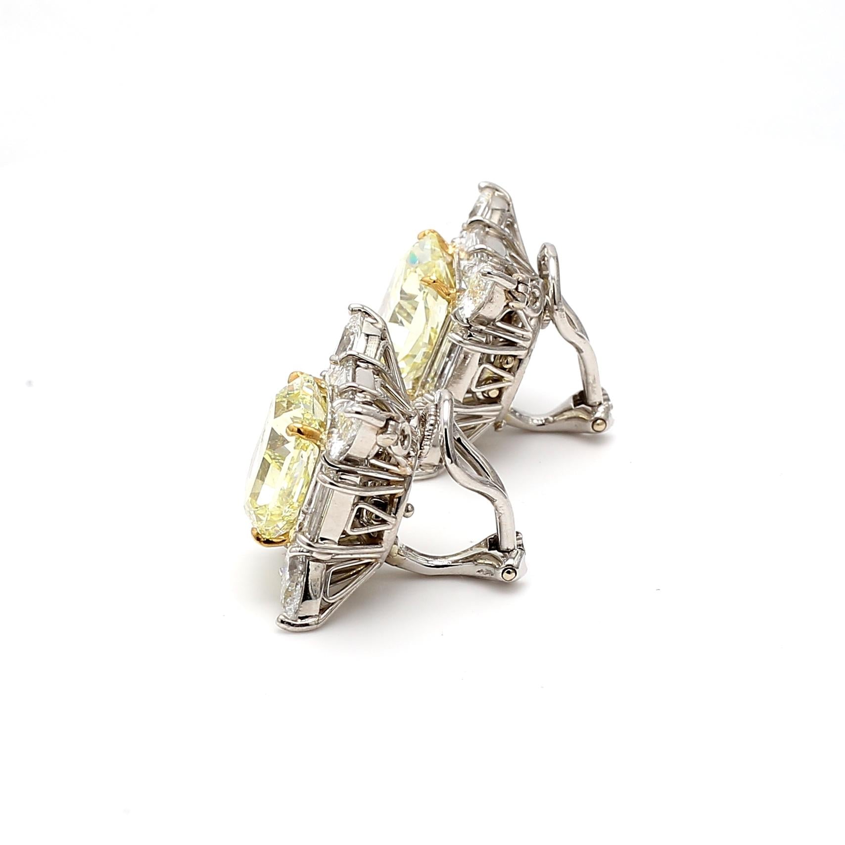Oscar Heyman 13.72 Carat Radiant Fancy Yellow Diamond Platinum Clip on Earrings