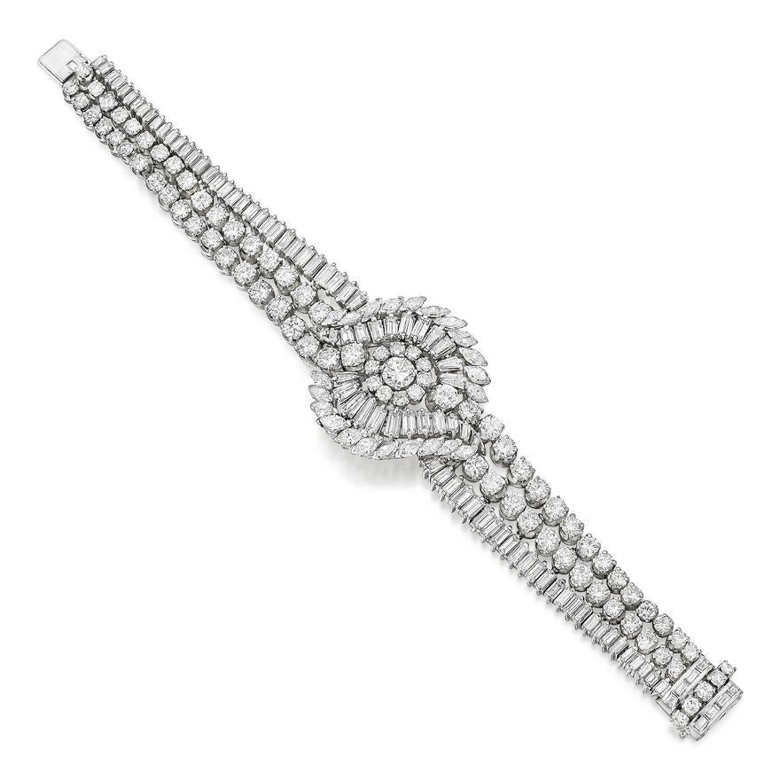 Vintage Platinum Art-Deco Bracelet with 30 Carat Mixed Shape F-VS1 Diamonds 7 IN
