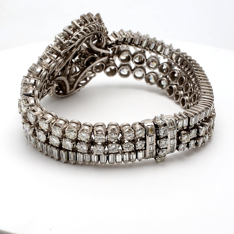 30.00 Carat Mixed Cut F VS1 Diamond Platinum Art-Deco Bracelet
