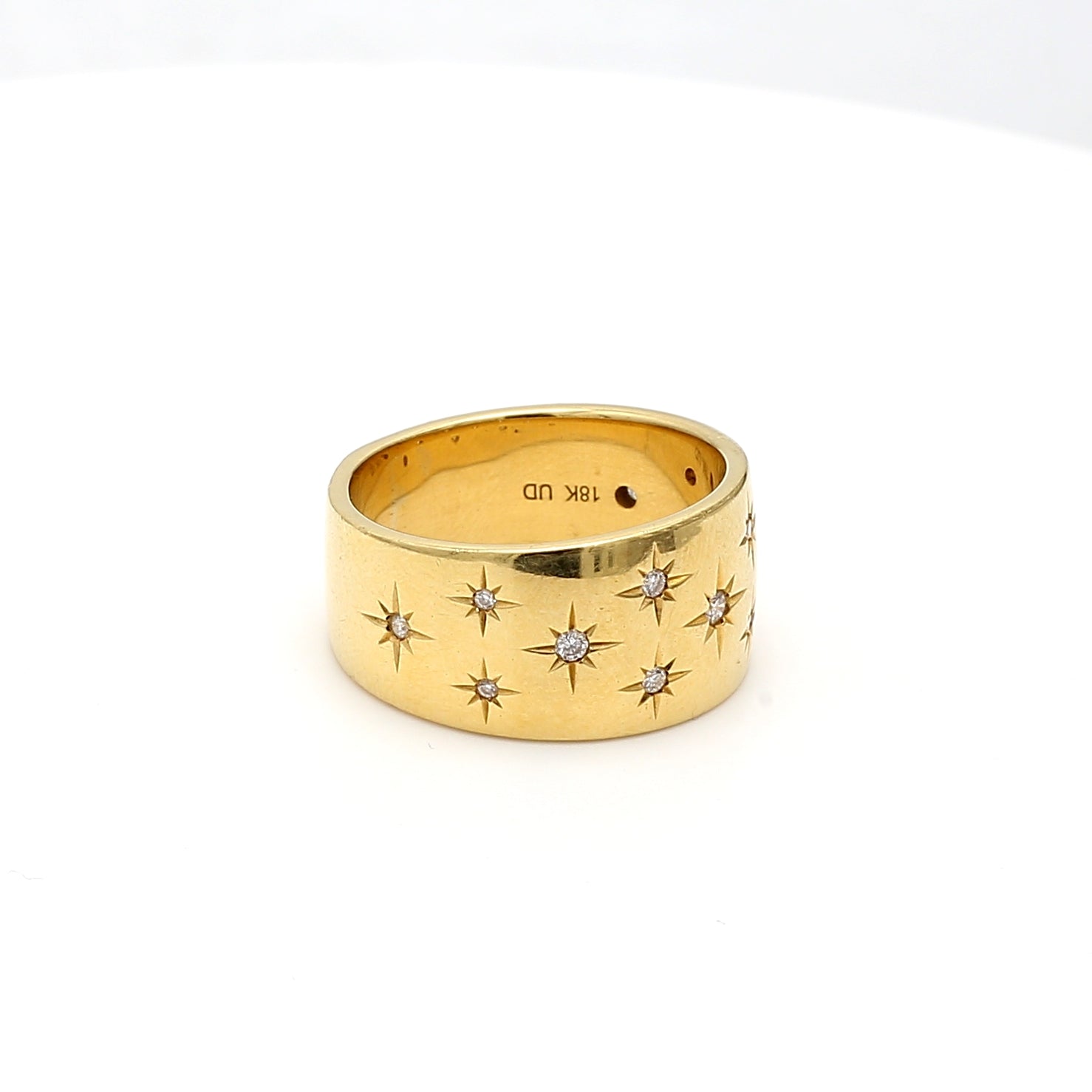 0.20 Carat Round Brilliant I SI1 Diamond 18 Karat Yellow Gold Band Ring