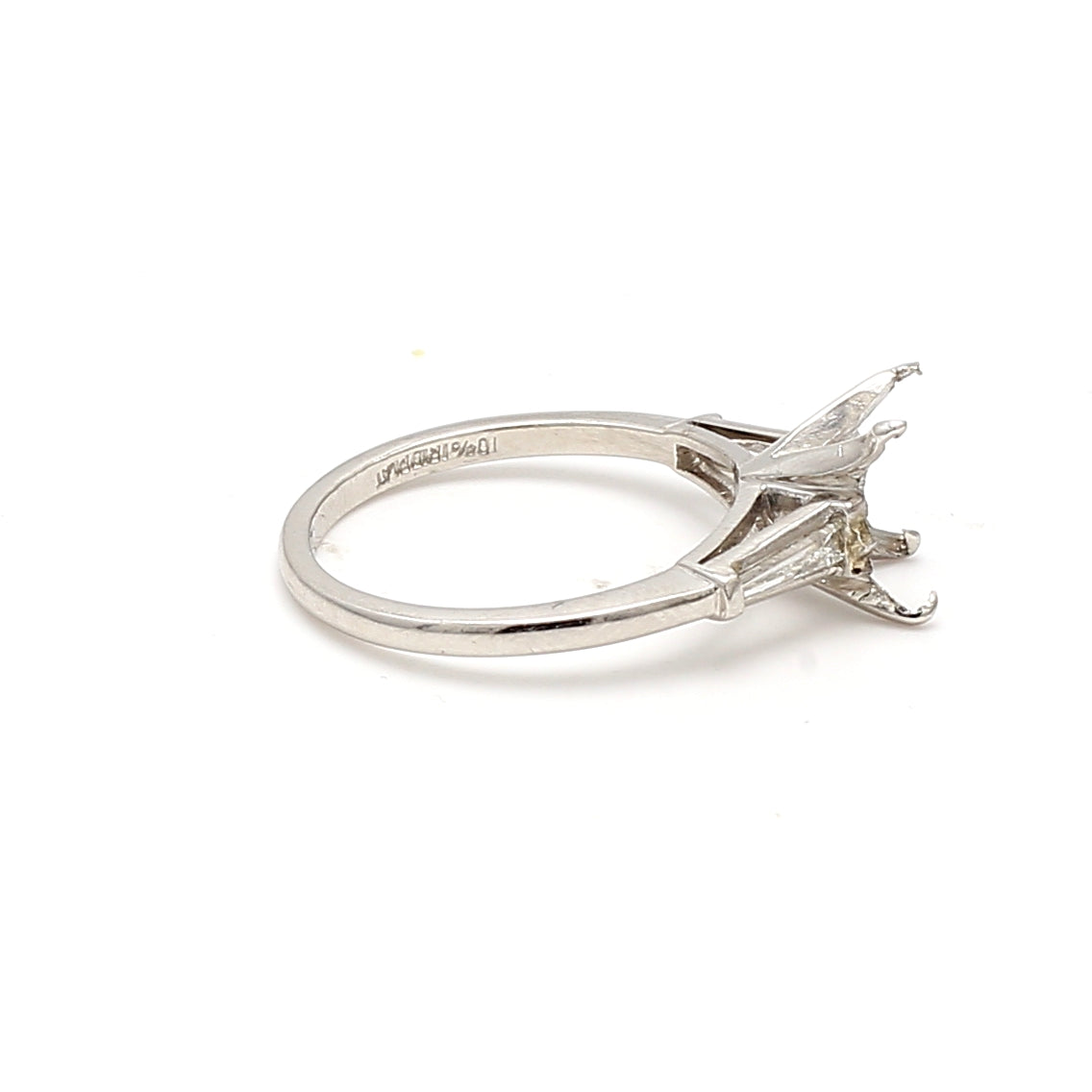 0.30 Carat Tapered Baguette Shape F VS1 Diamond Platinum Semi Mount Ring