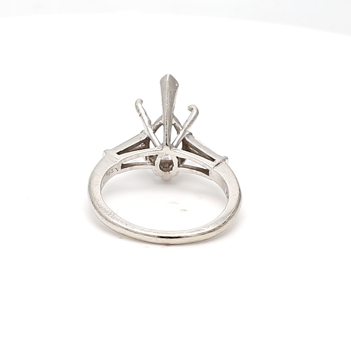 0.36 Carat Tapered Baguette Shape G VS2 Diamond Platinum Semi Mount Ring