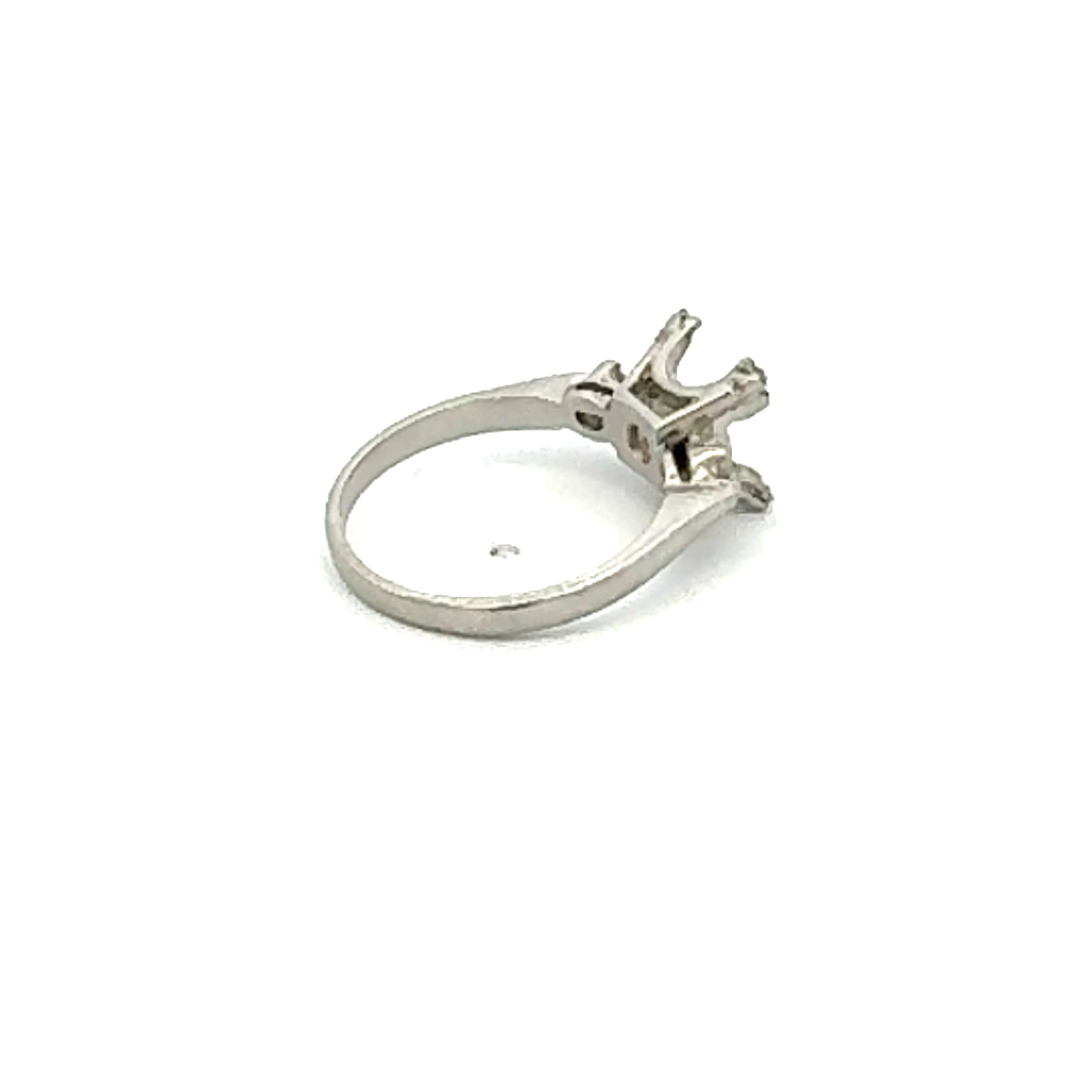 0.10 Carat Round Brilliant H SI1 Diamond Platinum Semi Mount Ring