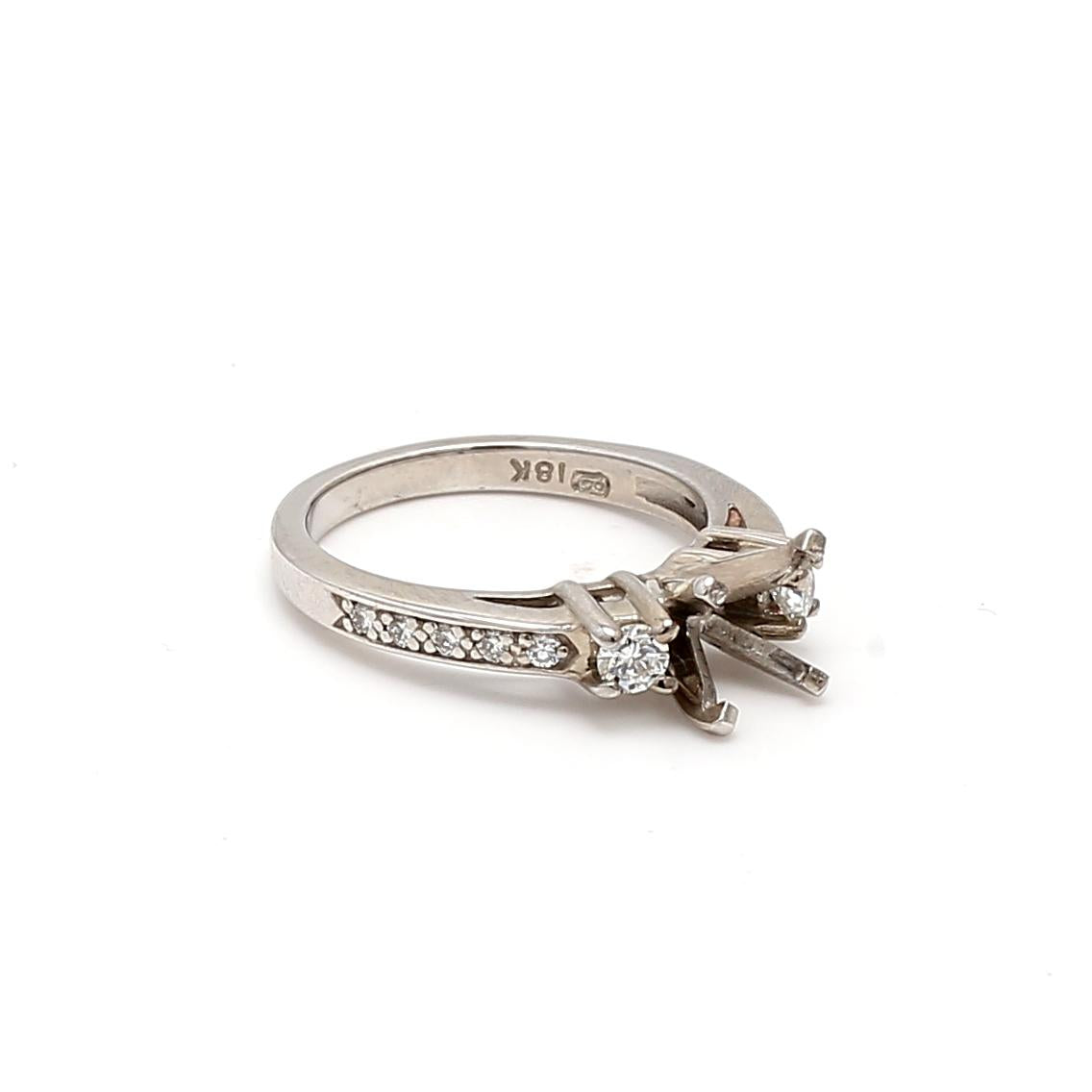 18K White Gold Semi Mount Ring with 0.28ct Round G VS2 Diamonds Fits 6.82x6.69mm