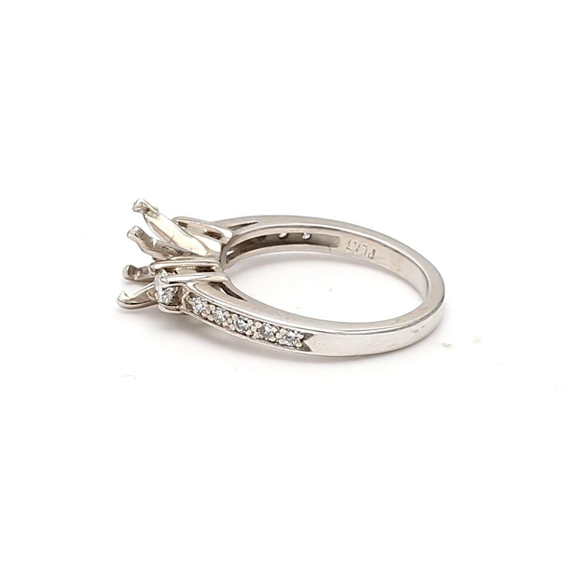 18K White Gold Semi Mount Ring with 0.28ct Round G VS2 Diamonds Fits 6.82x6.69mm