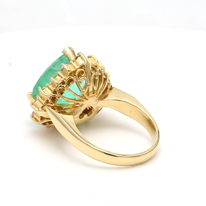 8.07 Carat Emerald 1.65 Carat Round Brilliant Diamond 14K Yellow Gold Gems Stone Ring
