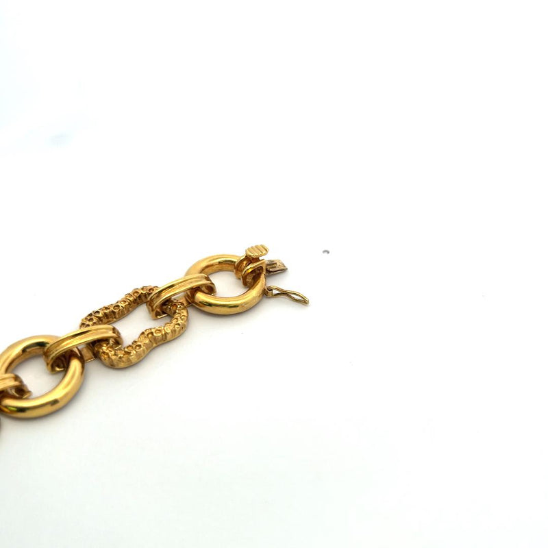 Vintage 171.60 Grams Textured and Smooth 18 Karat Yellow Gold Link Necklace