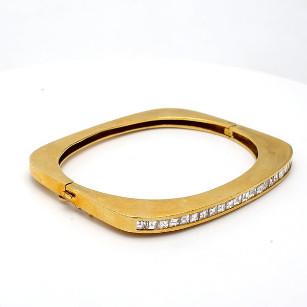 3.30 Carat Asscher Cut Diamond 18 Karat Yellow Gold Bangle Bracelet