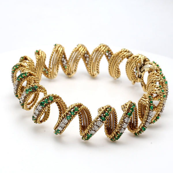 2.25 Carat Emerald 1.62 Carat Diamond 18 Karat Yellow Gold Bangle Bracelet