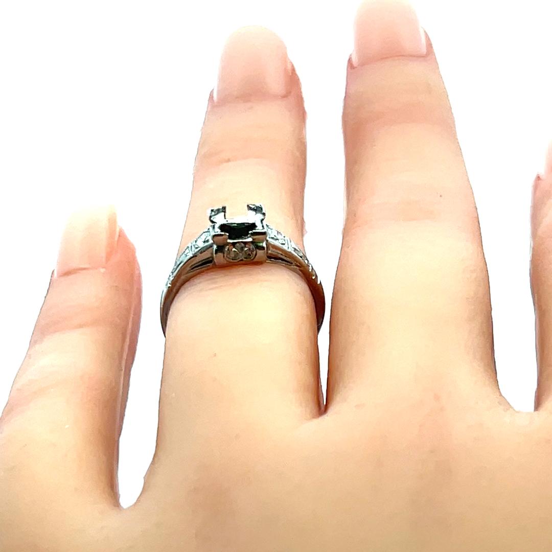 0.08 Carat Round Brilliant I VS1 Diamond Platinum Semi Mount Ring