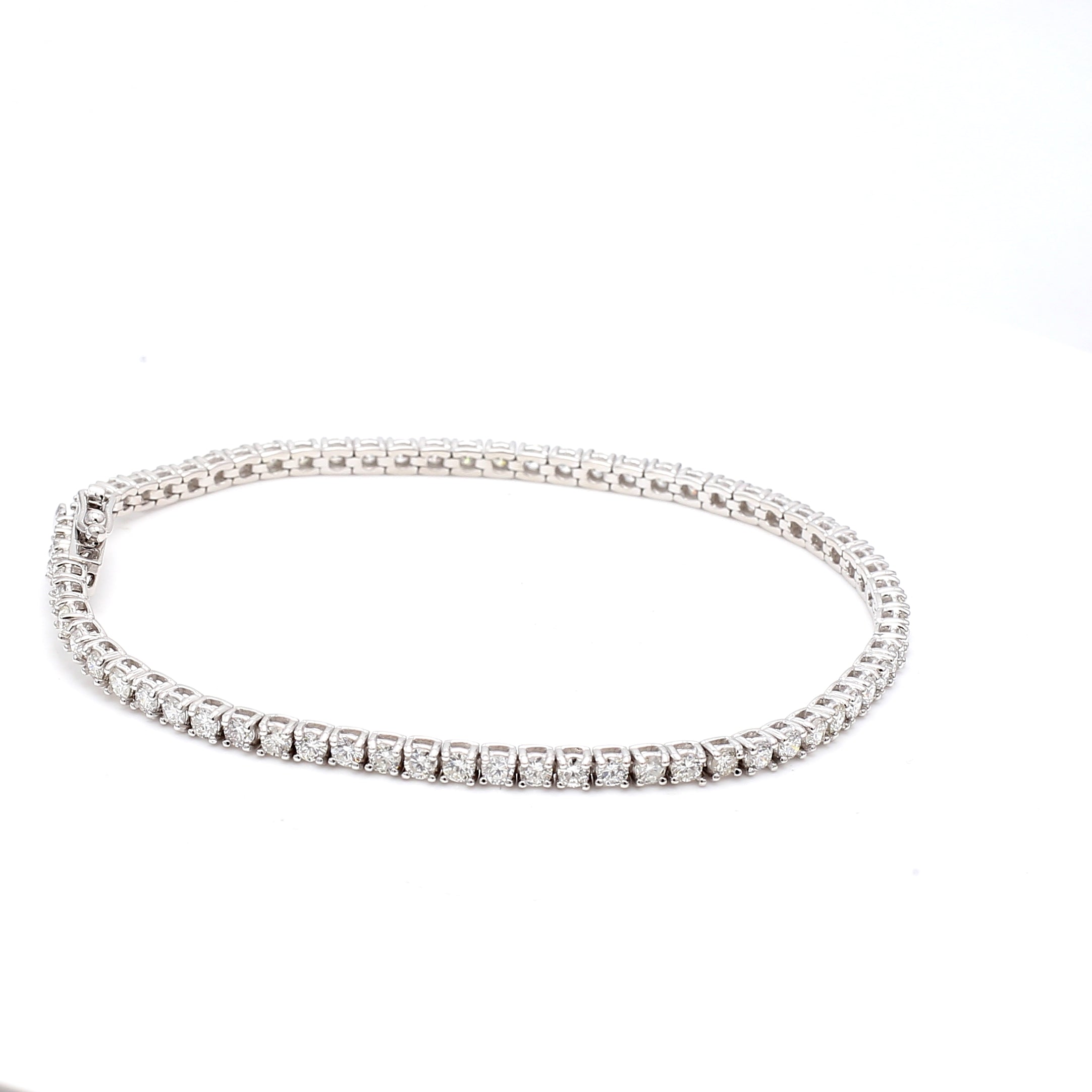 3.09 Carat Round Brilliant F VS2 Diamond 14 Karat White Gold Tennis Bracelet