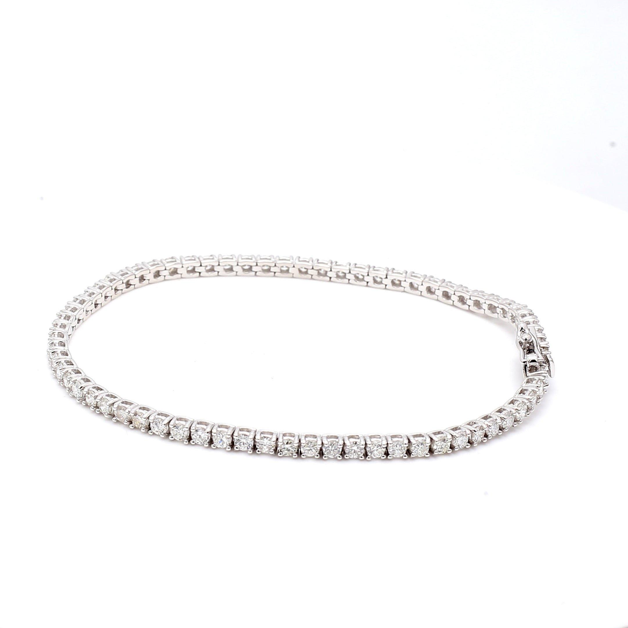 3.09 Carat Round Brilliant F VS2 Diamond 14 Karat White Gold Tennis Bracelet