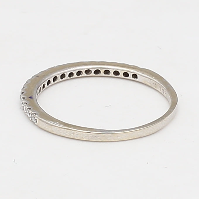 0.28 Carat Round Brilliant I VS1 Diamond 14 Karat White Gold Band Ring