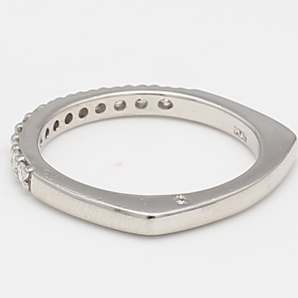 0.36 Carat Round Brilliant G SI1 Diamond Platinum Band Ring