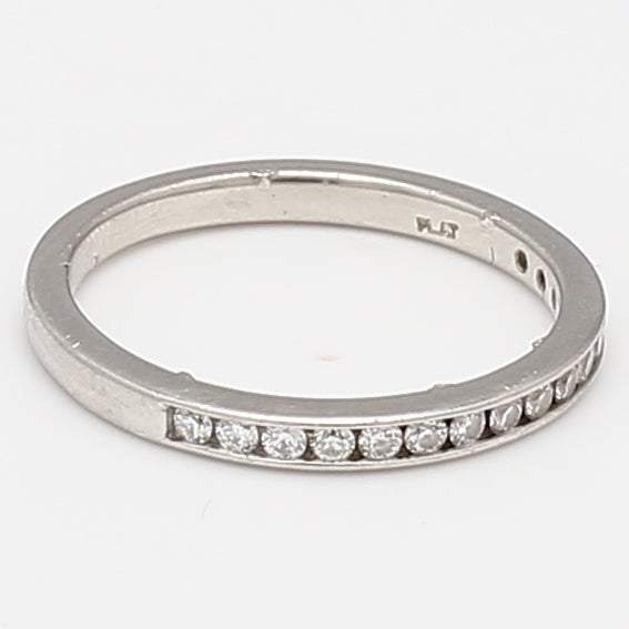 0.24 Carat Round Brilliant G VS2 Diamond Platinum Band Ring