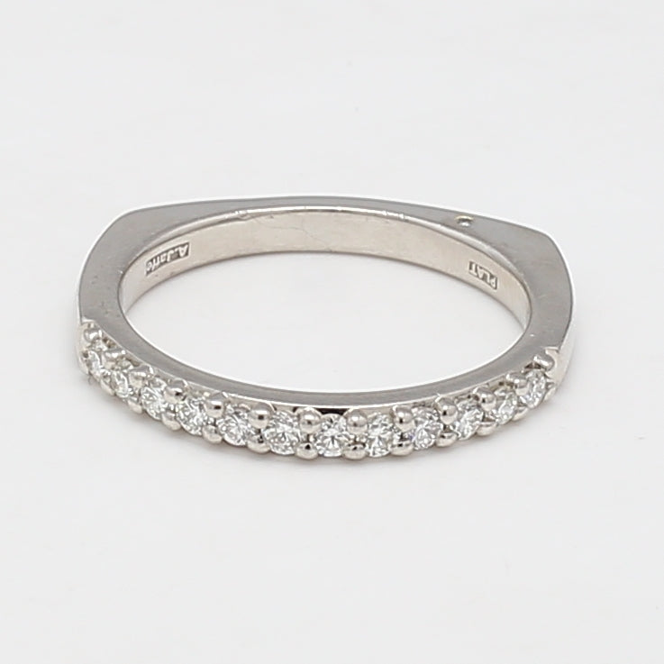 0.26 Carat Round Brilliant G SI1 Diamond Platinum Band Ring