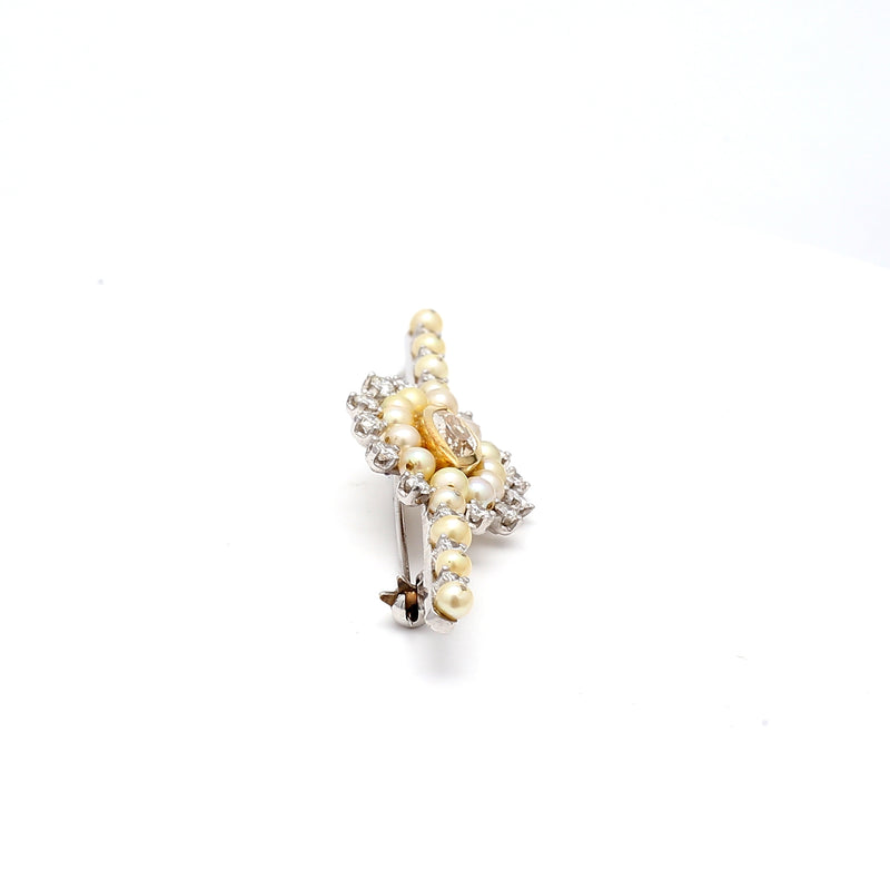 2.40 Carat Marquis and Round Brilliant Diamond 18 Karat White Gold Pin Brooch