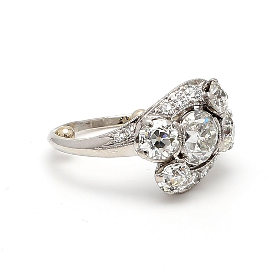 Platinum Cluster Ring with 2.57ct Circular & Round Diamonds Size 4 H VS2 GIA