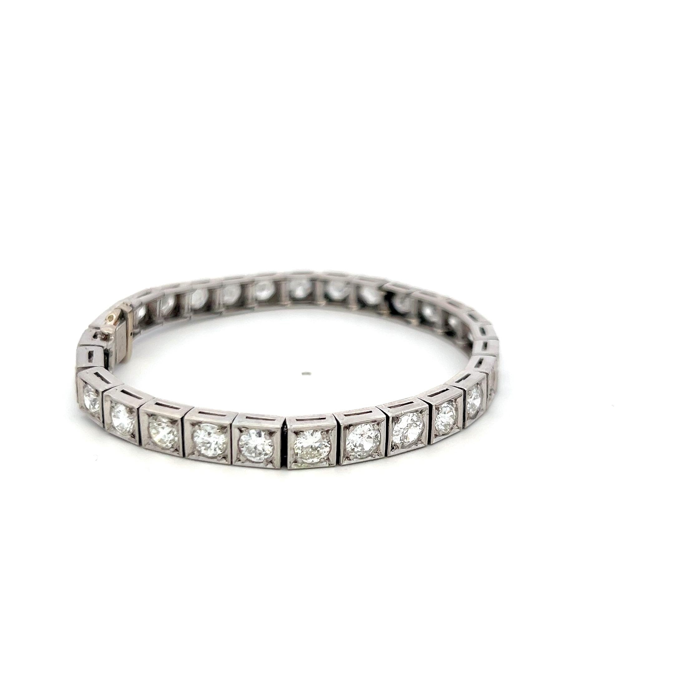 Vintage Platinum Tennis Bracelet with 7.91 Carat Old European Cut G VS Diamonds