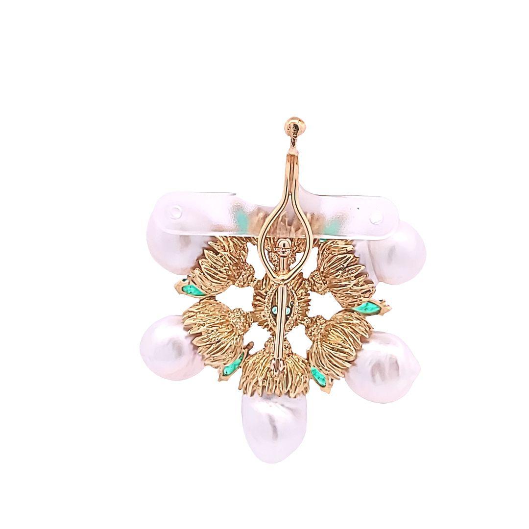 18K Yellow Gold Pin Brooch with 0.1ct Round G VS1 Diamonds 1.6ct Emerald & Pearl