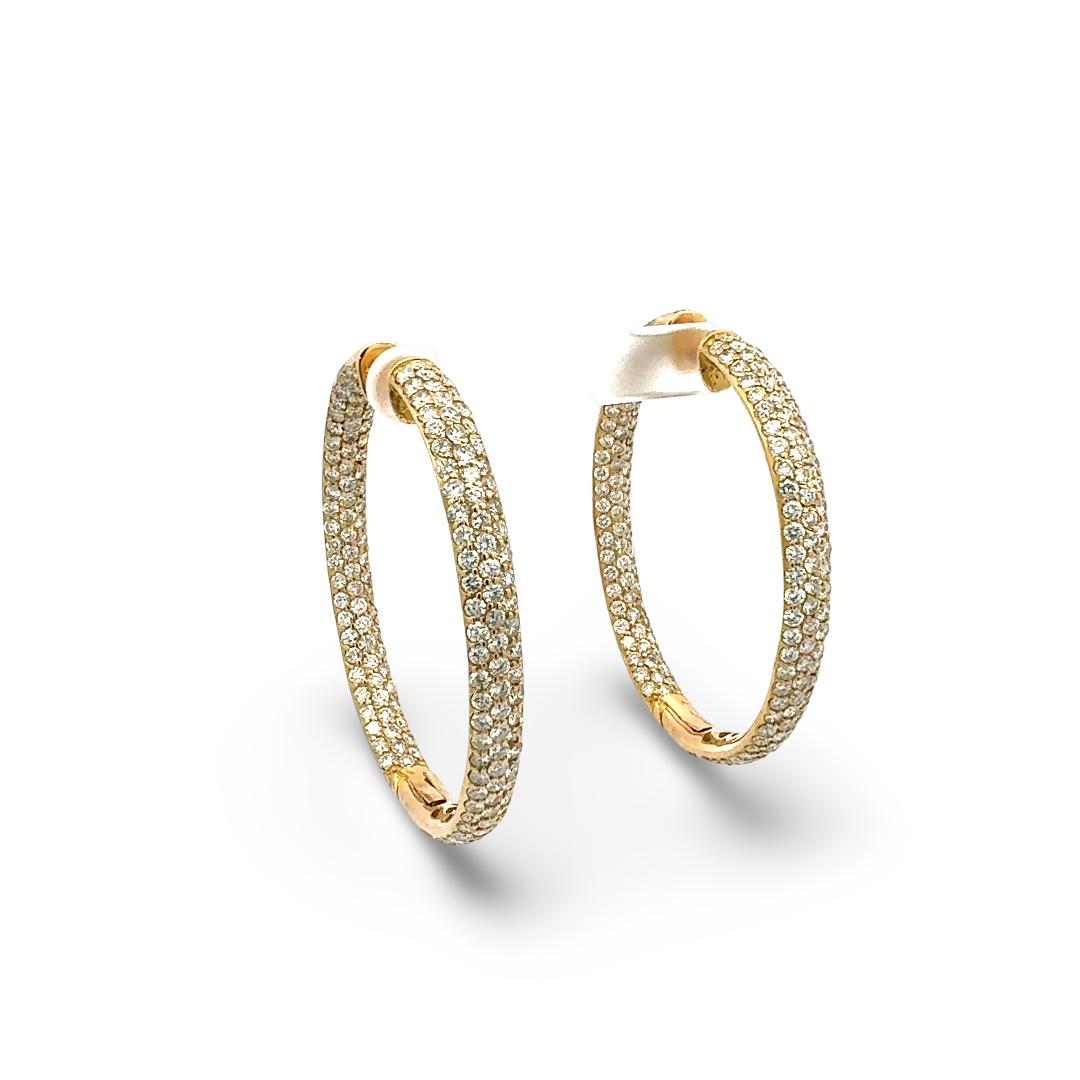 Vintage 18K Yellow Gold Hoop Earrings with 11.26 Carat Round H-VS1 Diamonds