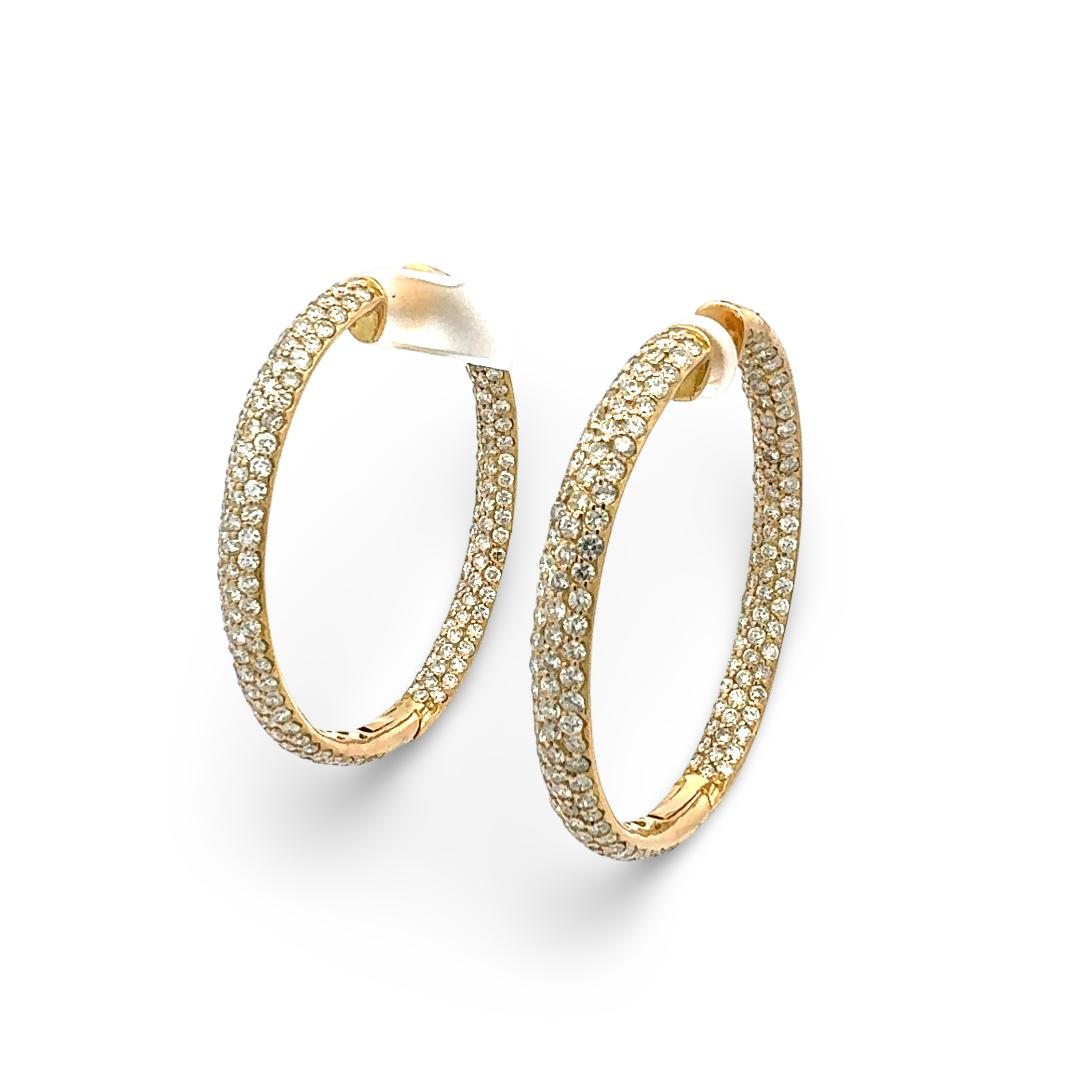 Vintage 18K Yellow Gold Hoop Earrings with 11.26 Carat Round H-VS1 Diamonds