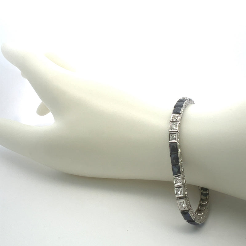 6.00 Carat Sapphire 1.26 Carat Old European Cut Diamond Platinum Art Deco Bracelet