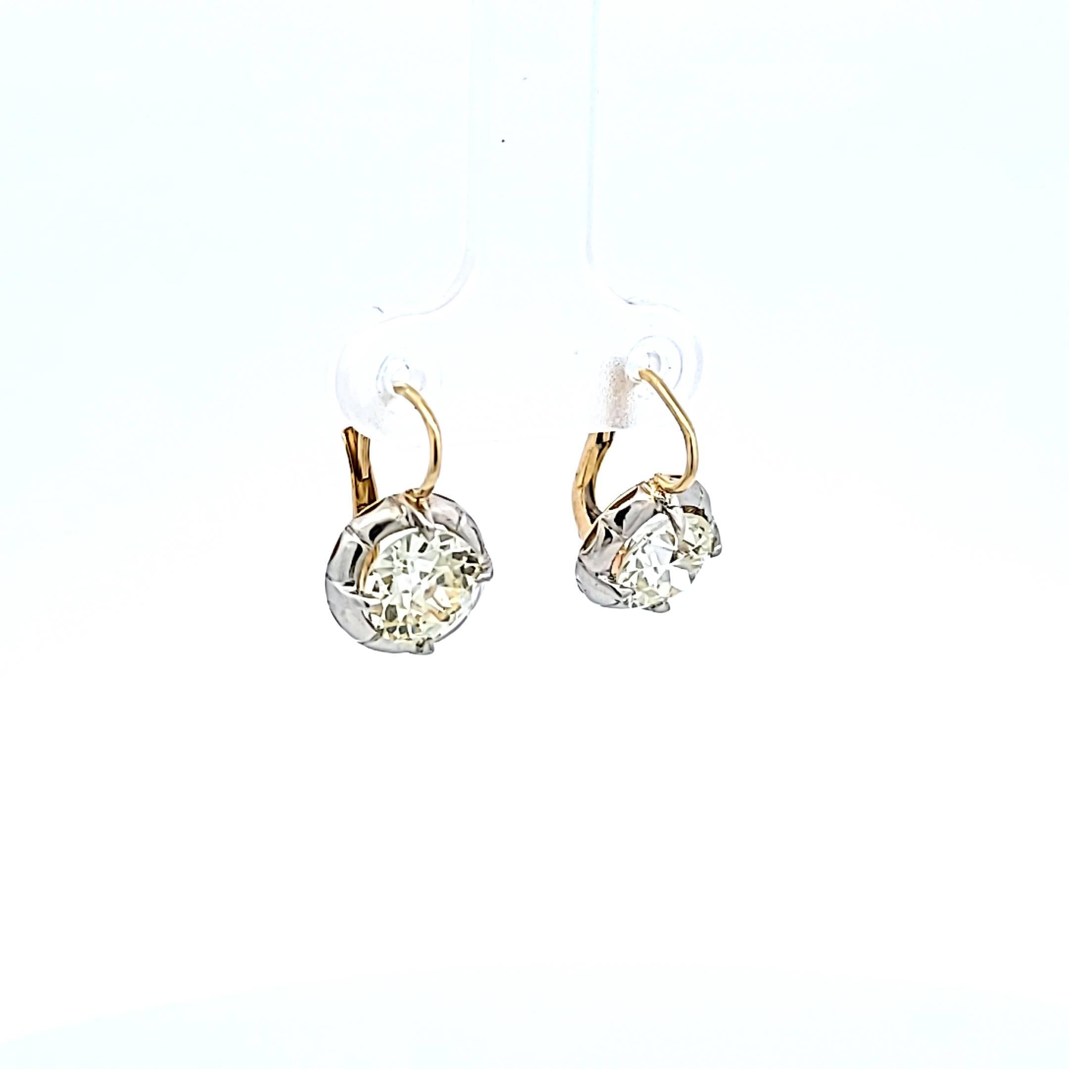 3.32ct Old European Cut O SI2–VS1 Diamond 18K Gold & Silver Leverback