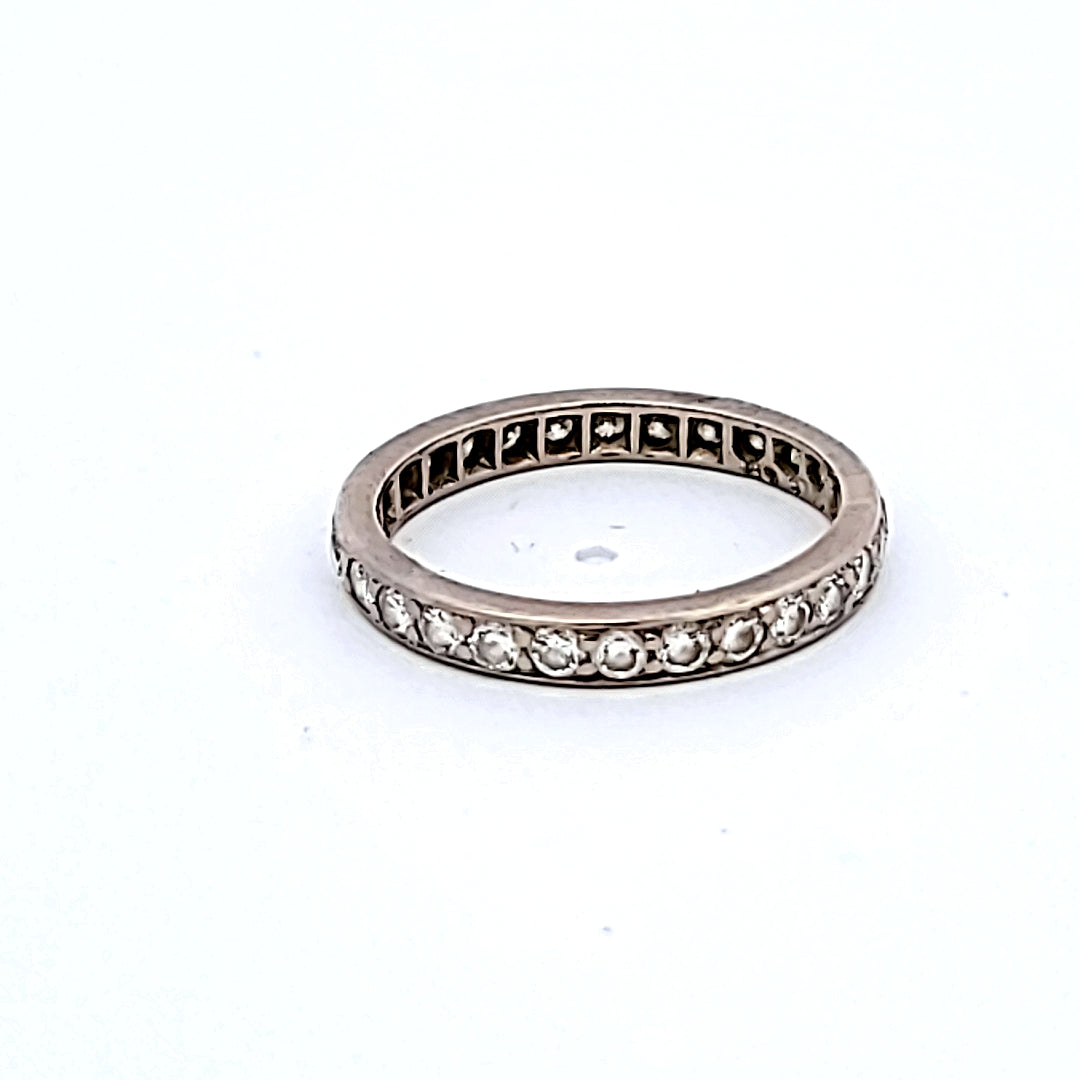 0.30 Carat Round Brilliant I VS1 Diamond 14 Karat White Gold Band Ring