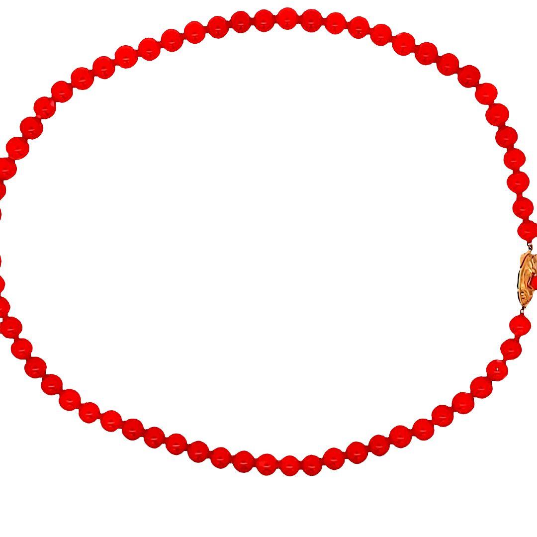Red Coral Beed Vintage 22.80 Grams 18 Karat Yellow Gold Beed Necklace