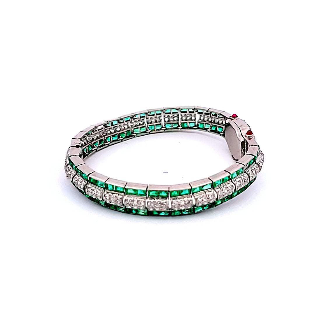 5.50 Carat Princess Cut Emerald 2.50 Carat Round Brilliant I VS1 Diamond Platinum Watches