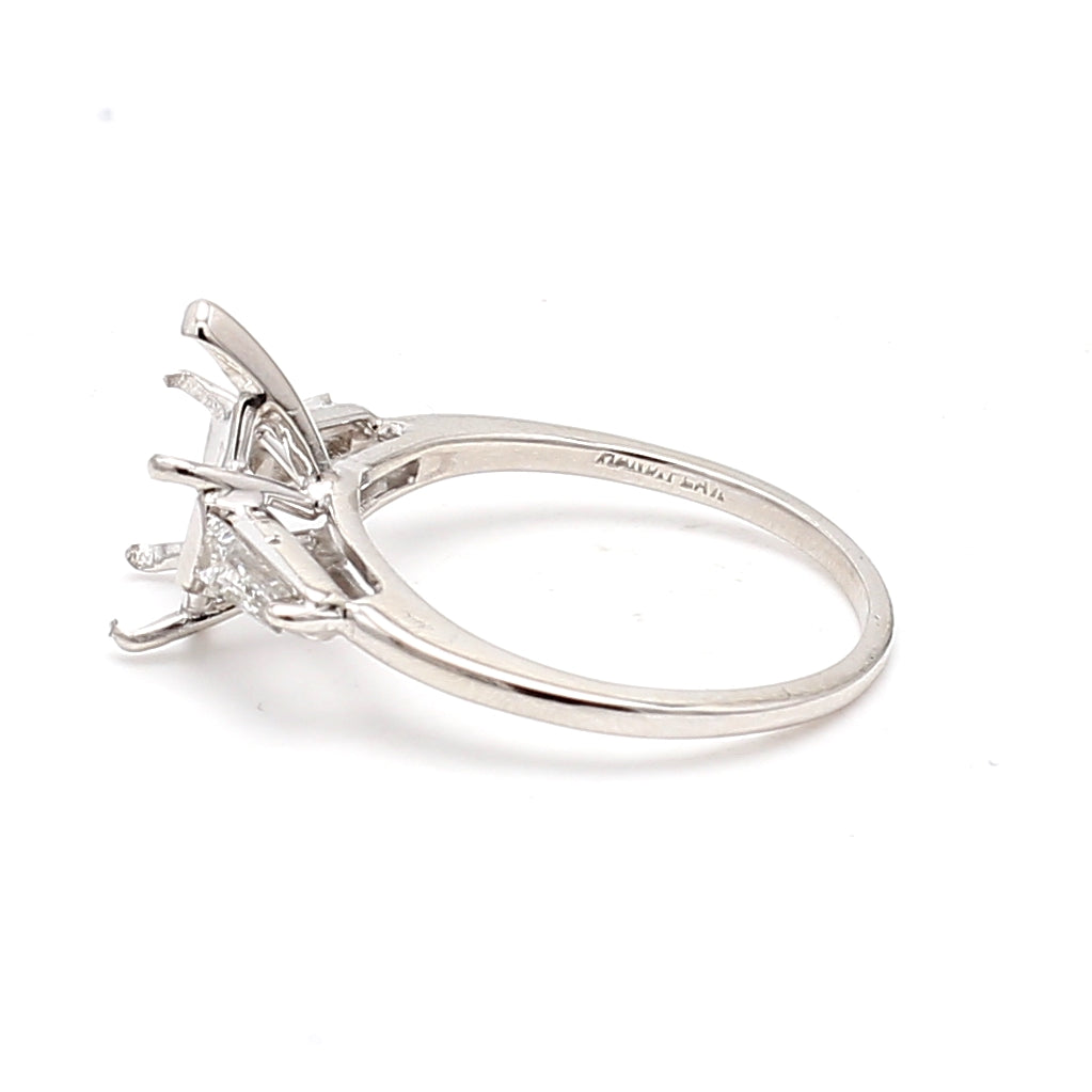0.42 Carat Tapered Baguette Shape G VS1 Diamond Platinum Semi Mount Ring