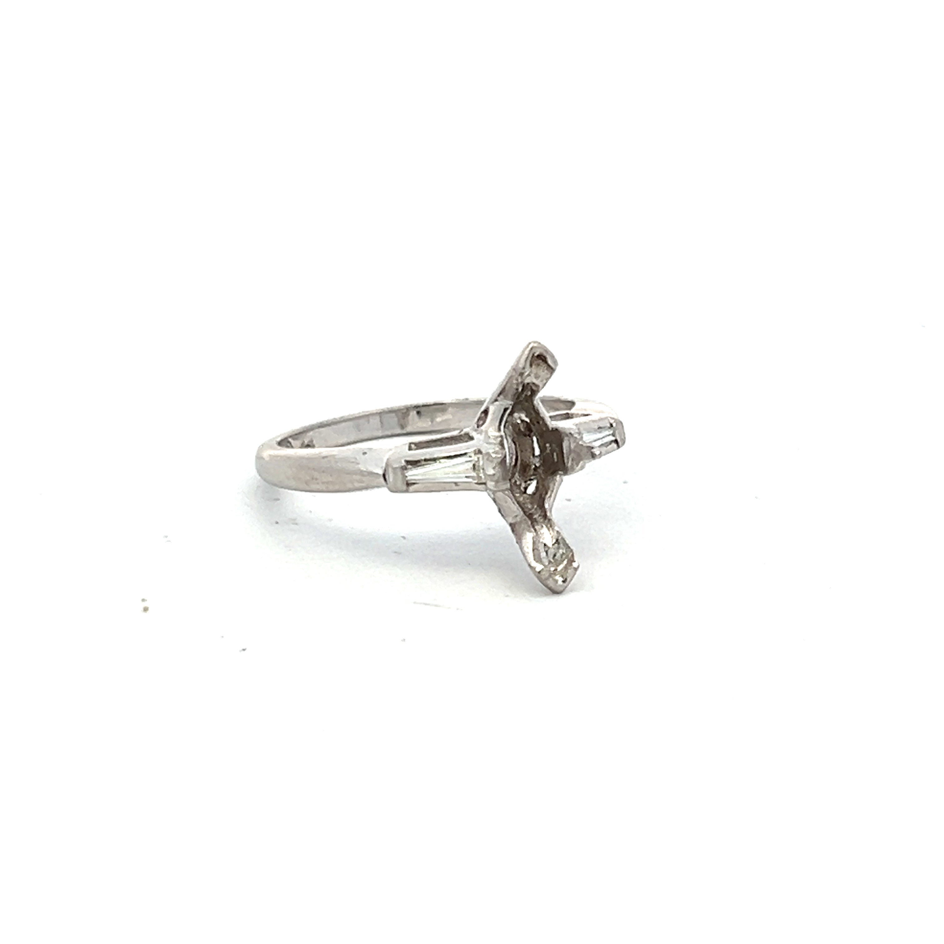 0.10 Carat Tapered Baguette Shape G VS1 Diamond Platinum Semi Mount Ring