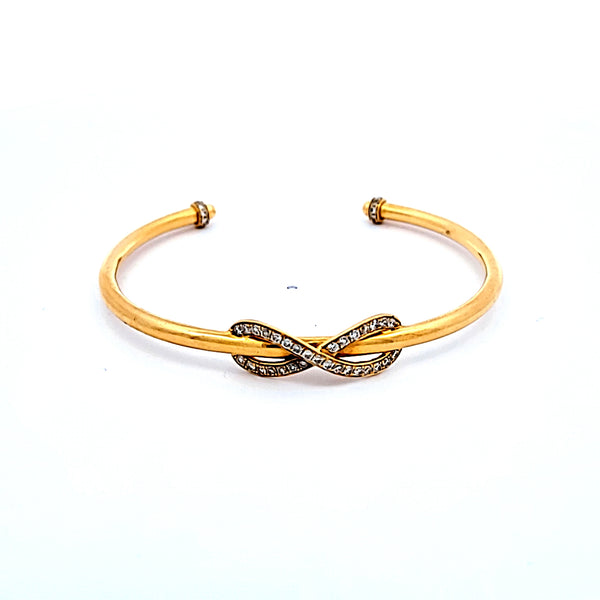 Tiffany & Co 0.55 Carat Round Brilliant Diamond 18K Yellow Gold Bangle Bracelet