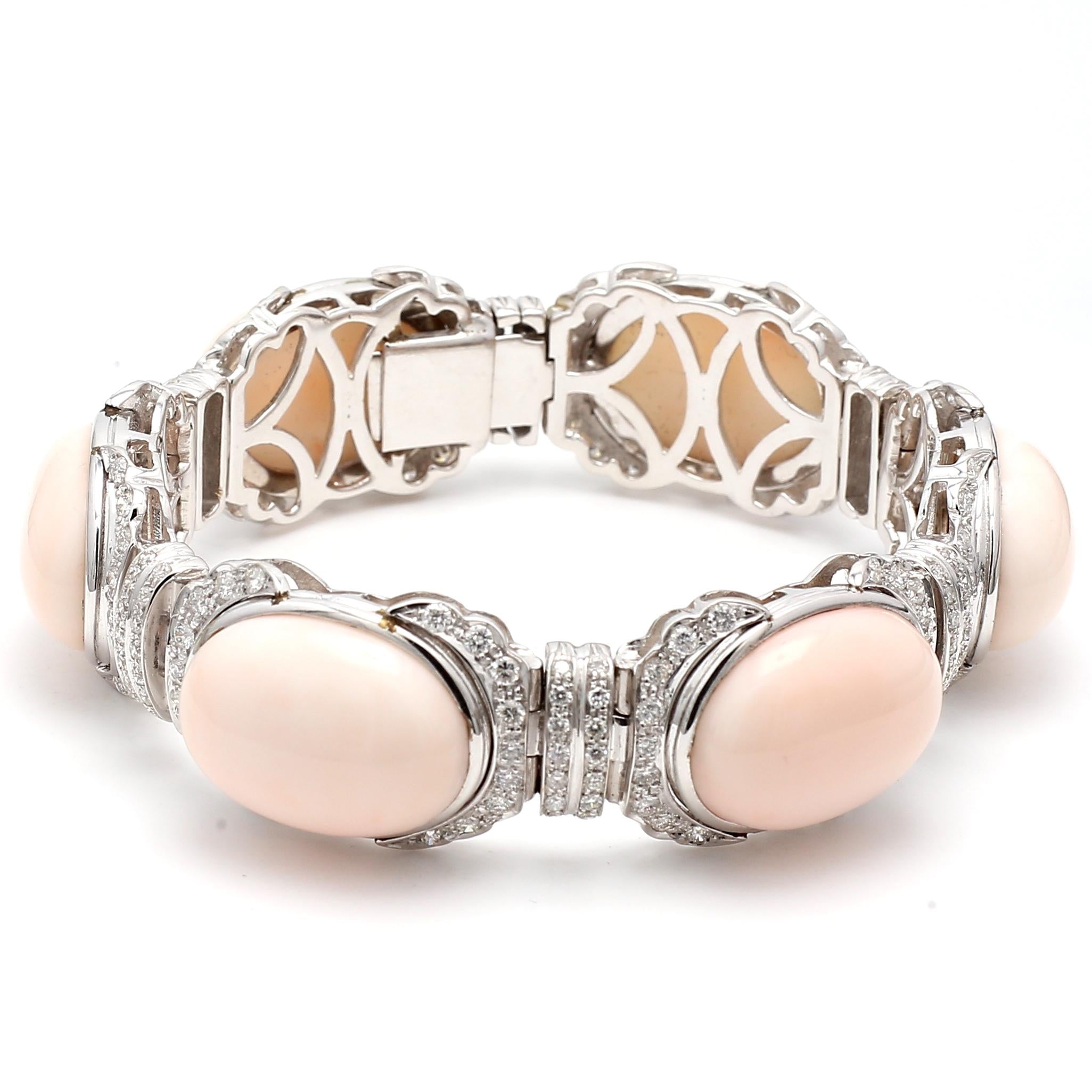 4.00ct F–VS2 Diamond & Coral 18K White Gold Gemstone Bracelet