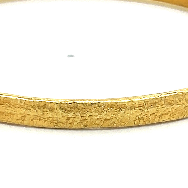 0.25 Carat Rose Cut J SI1 Diamond 18 Karat Yellow Gold Bangle Bracelet