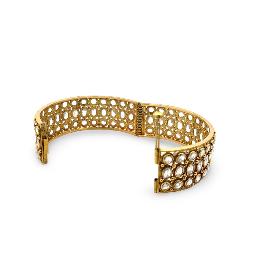 Vintage 18K Yellow Gold Bangle Bracelet with 11.5 Carat Rose Cut J SI1 Diamonds